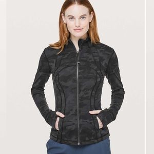 Lululemon Define Jacket
Incognito Camo Multi Grey